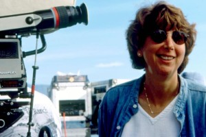 A VERY BRADY SEQUEL, Director Arlene Sanford, on set, 1996, (c)Paramount